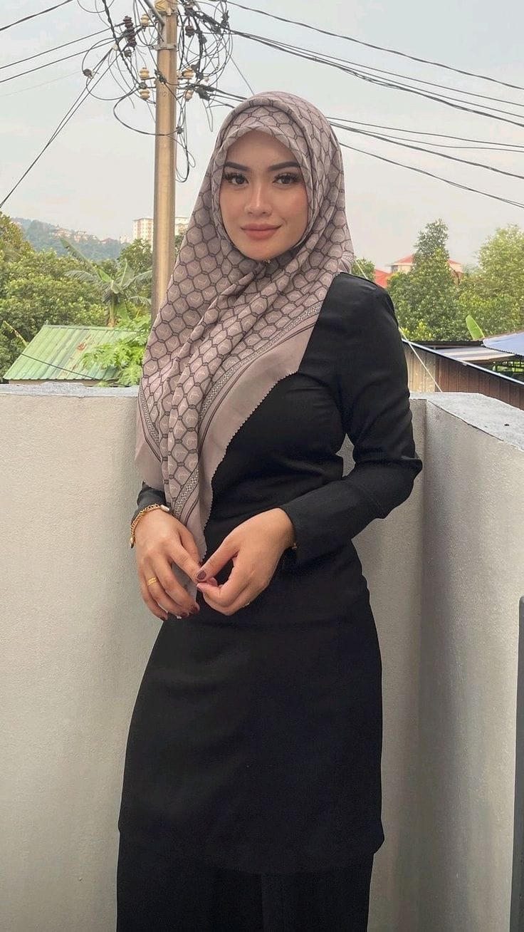 Yarağı Sanki Rahim Ağzıma Dayanmıştı Türbanlı İfşa